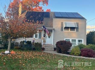 506 Melrose Ave, Middlesex, NJ 08846