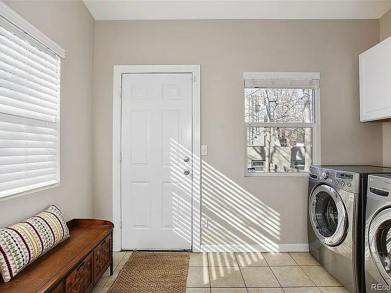 1623 N Williams St — Photo 23
