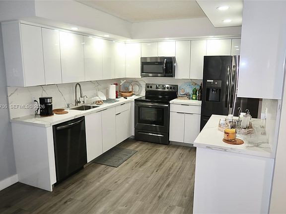 2nd image of 701 SW 128th Ave APT 401F
