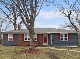 302 W 96th Ter, Kansas City, MO 64114