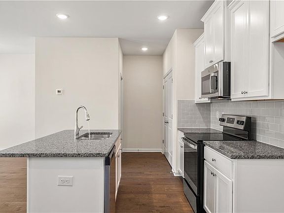 4th image of 6396 Rosetta Dr SW #38