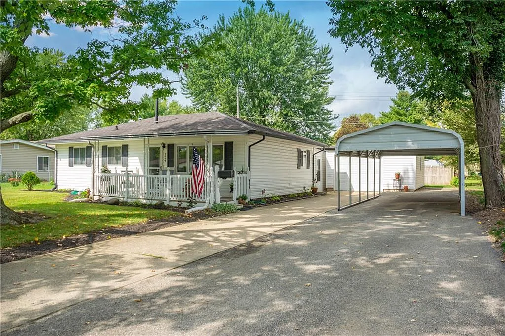 124 Parkview Dr photo 1