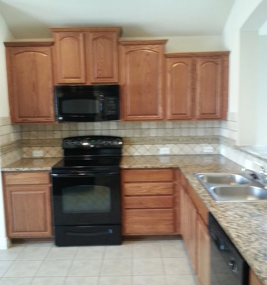 3 bed, 1720 sqft, $1,995 — Photo 4