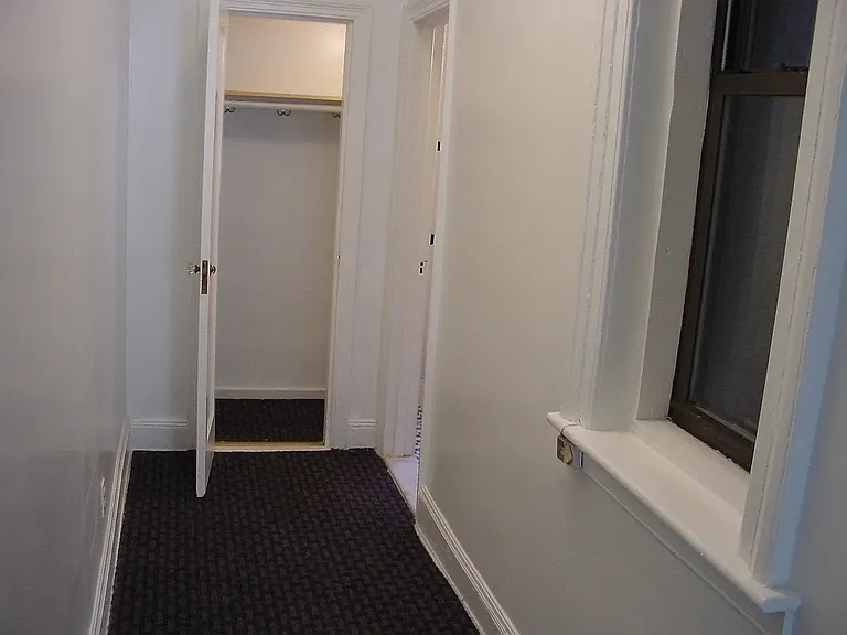 53 Saint Nicholas Ave #1D — Photo 2