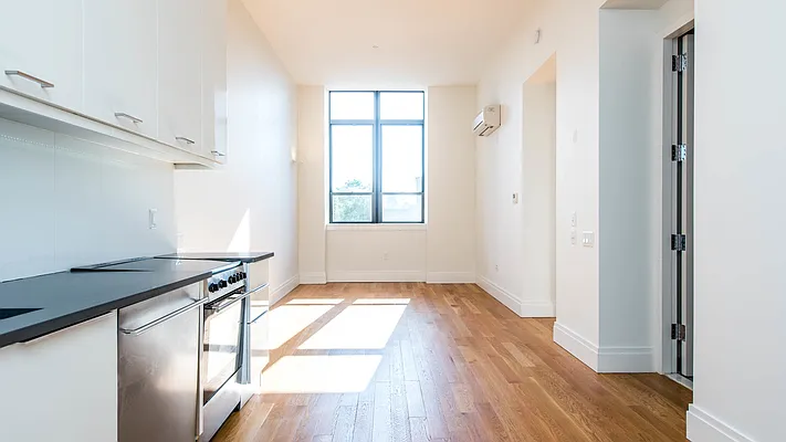 Rented by Nooklyn NYC LLC | media 11
