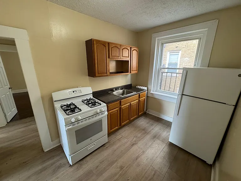 56 Norton St #302A — Photo 1
