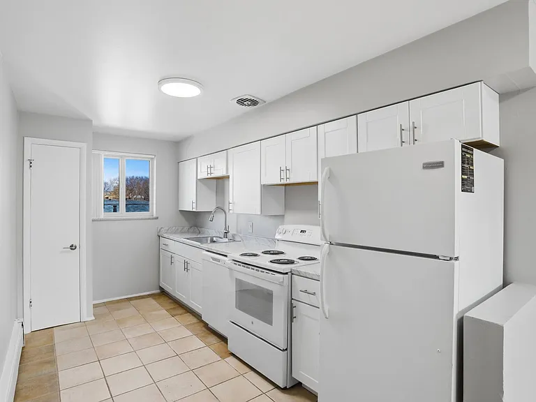 1557 S Ash Street — Photo 38