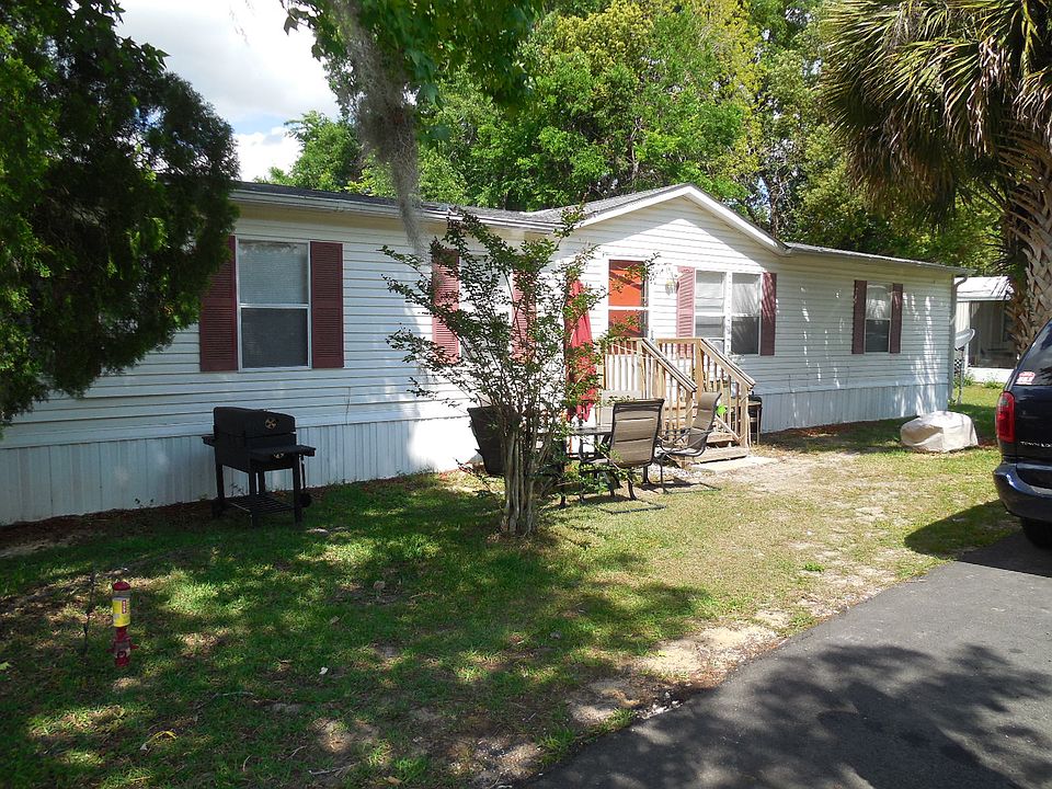 1st image of 2580 SE 1st Ave Lot 105