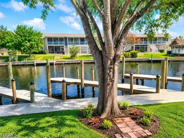 1107 SE 46th Ln APT E, Cape Coral, FL 33904