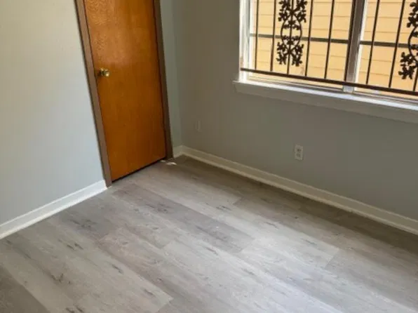 2705 Cypress St, Pasadena, TX 77502