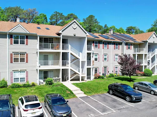 17 Iroquois Dr #17, Absecon, NJ 08205