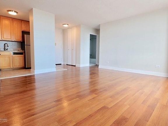 2nd image of 3333 Broadway APT D19g