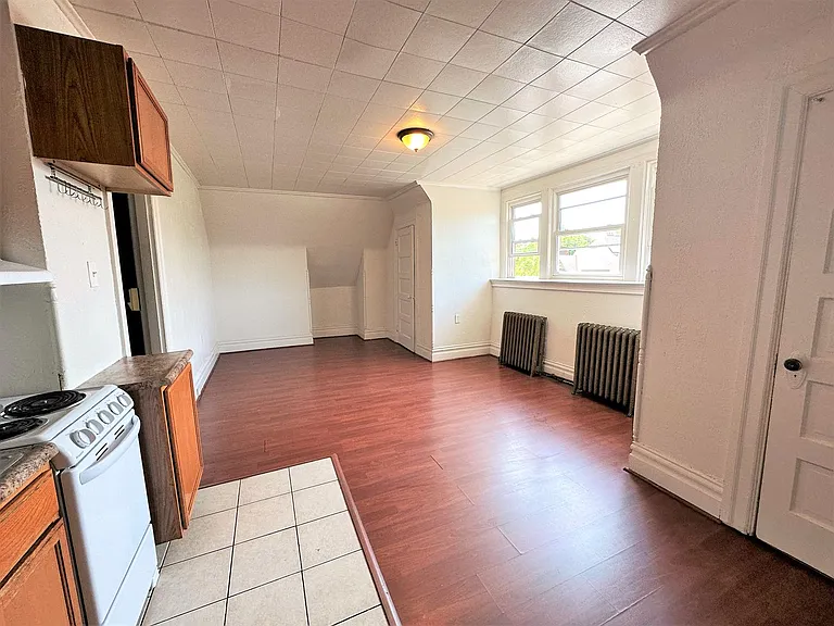 Bloomfield - Apartments For Rent In Pittsburgh — Photo 11