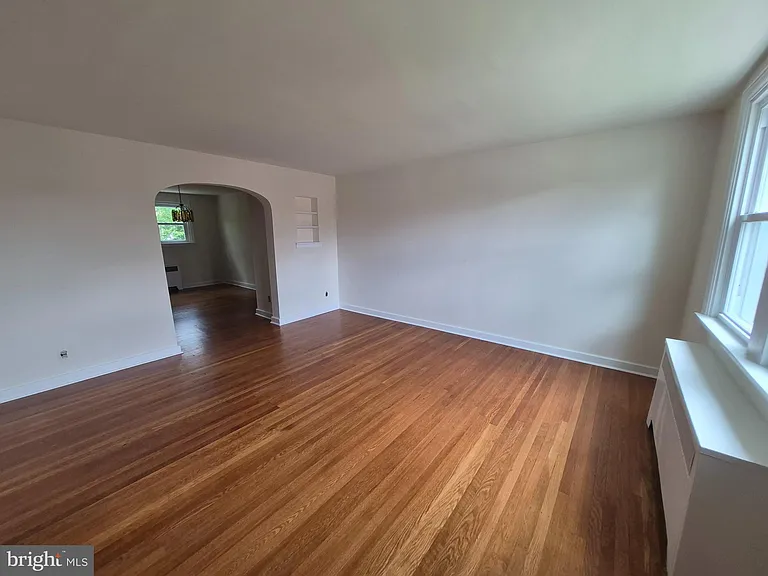 3423 Verner St — Photo 4