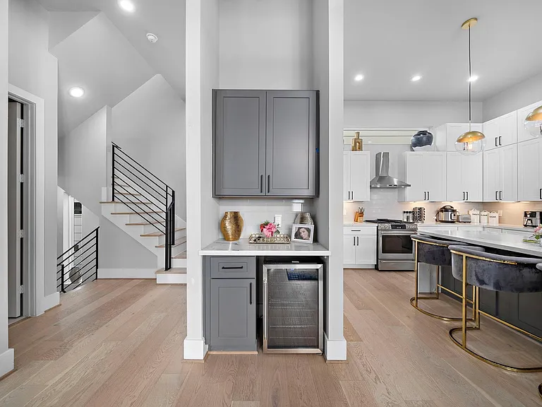 3513 Hutchins St — Photo 17