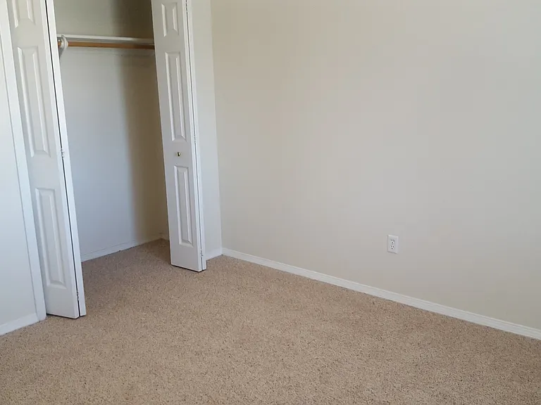 222413 — Photo 9
