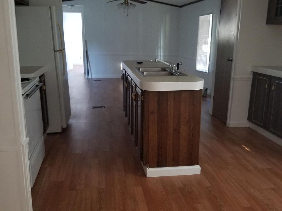2nd image of 197 Bermuda Dr