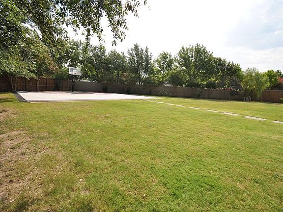4th image of 3504 Cedar Falls Ln