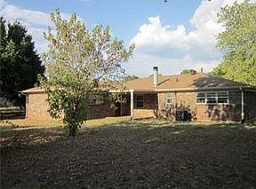 3rd image of 2511 Deanie Ln