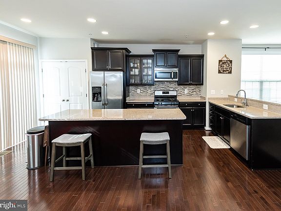 5th image of 1112 Carinoso Cir