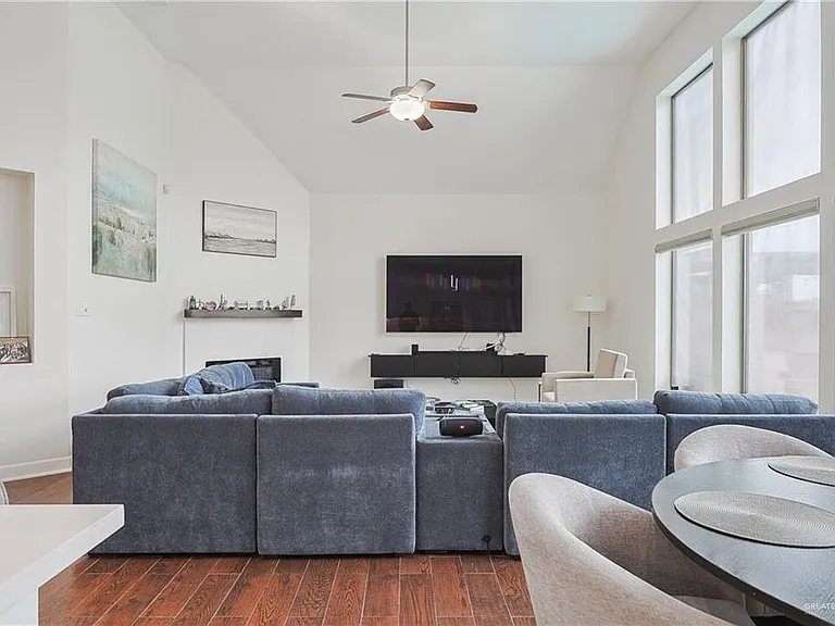 2806 San Eduardo St — Photo 15