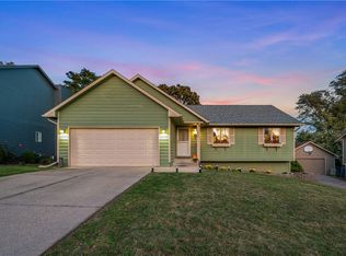 4131 SE 23rd St, Des Moines, IA 50320