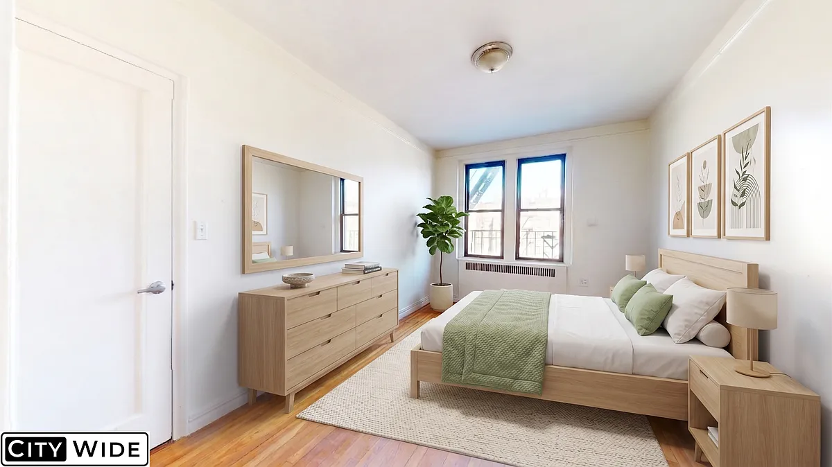 Building Photo - 1224 Saint Nicholas Ave #4C