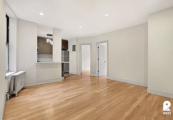 3rd image of 529 W 158th St APT 3B