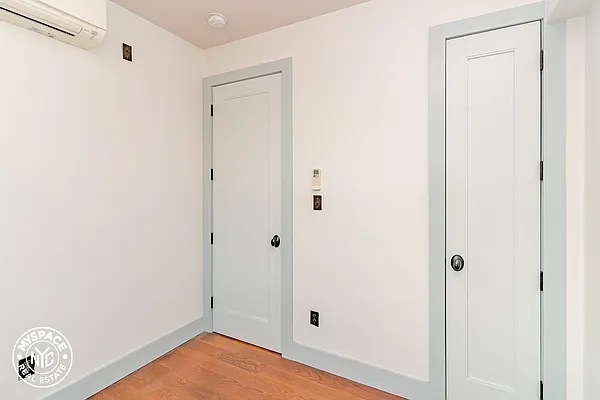 Rented by MySpaceNYC | media 4