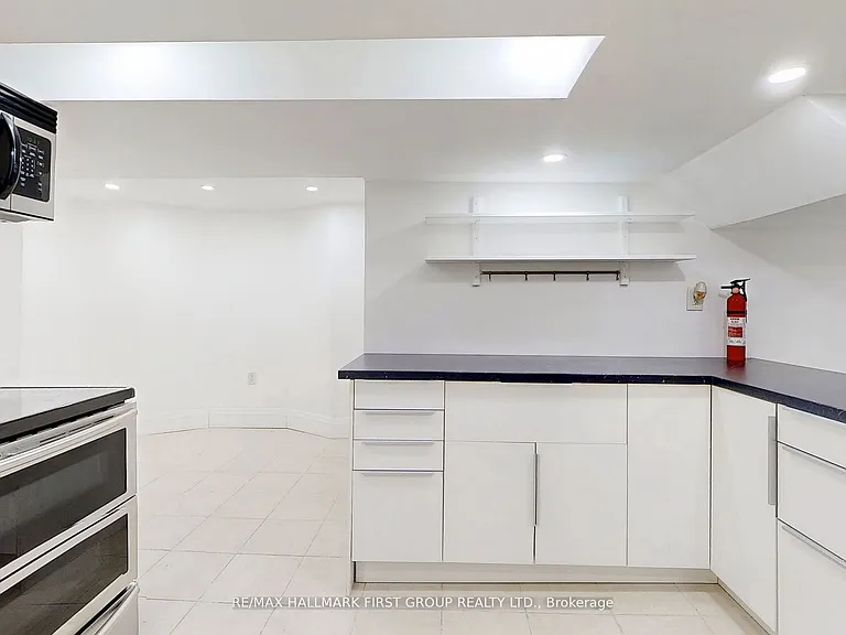 1 Bramwell Dr — Photo 5