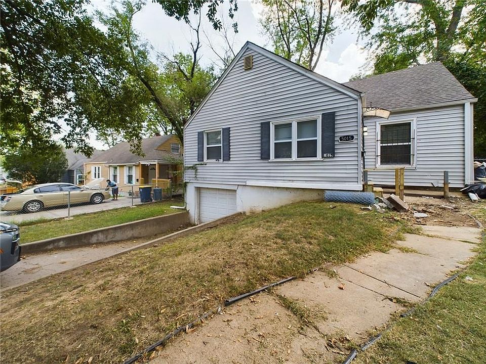 1st image of 5015 E 40th St