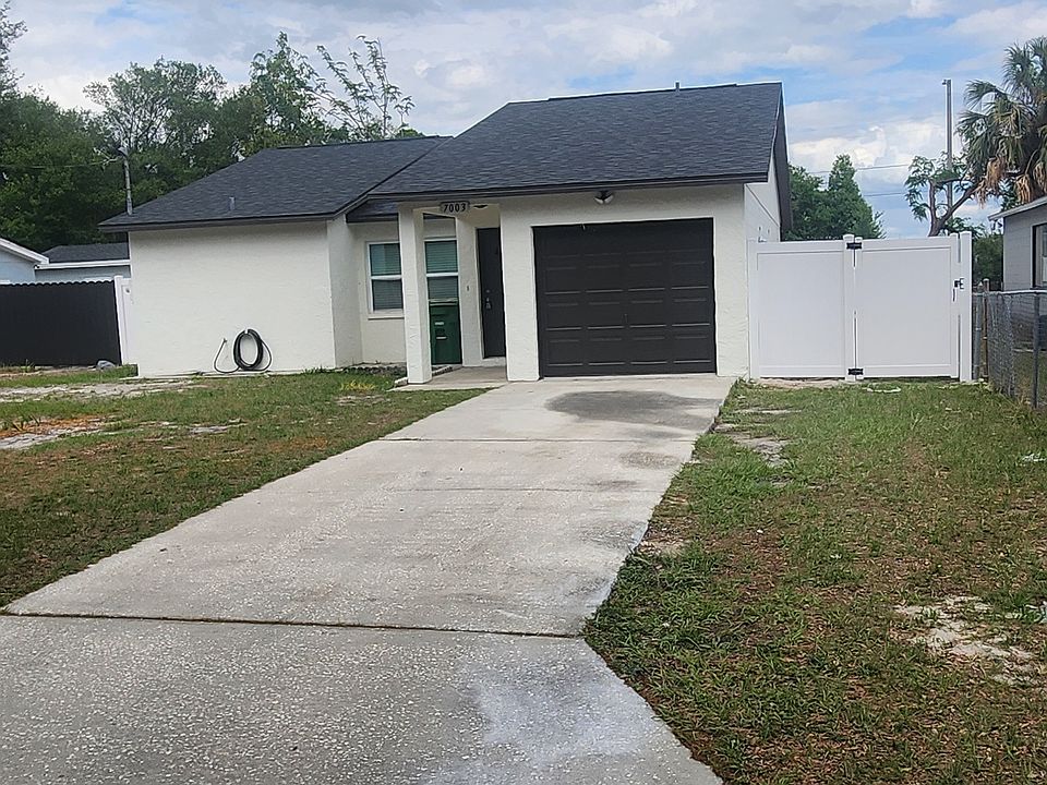 1st image of 7003 N Palmetto Ln