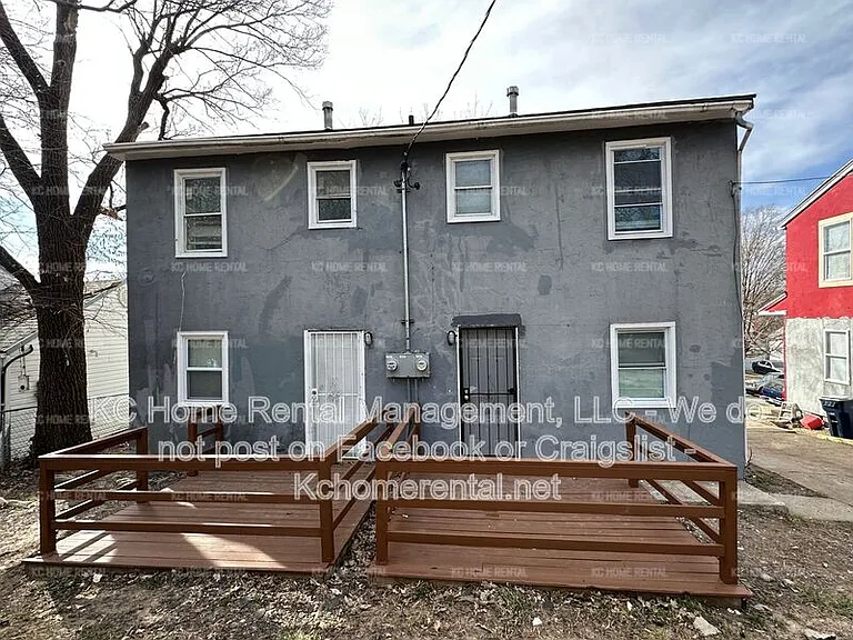 4031 Wabash Ave — Photo 2