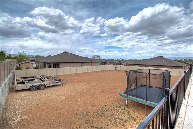2nd image of 206 Basalt Ct