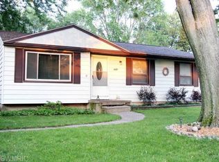 2422 Michael Ave SW, Wyoming, MI 49509