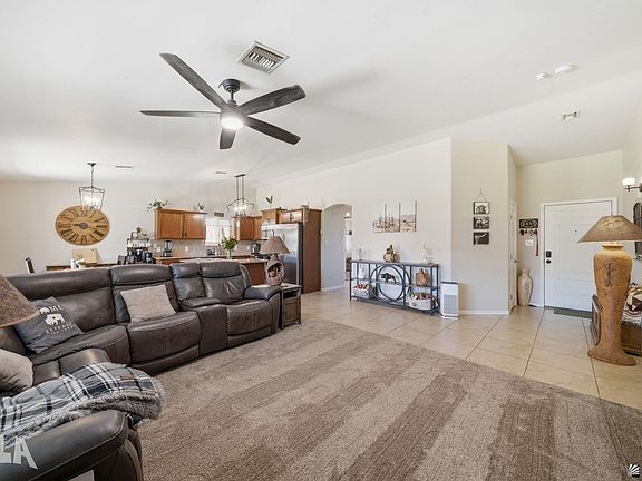 5th image of 11669 E 35th Pl