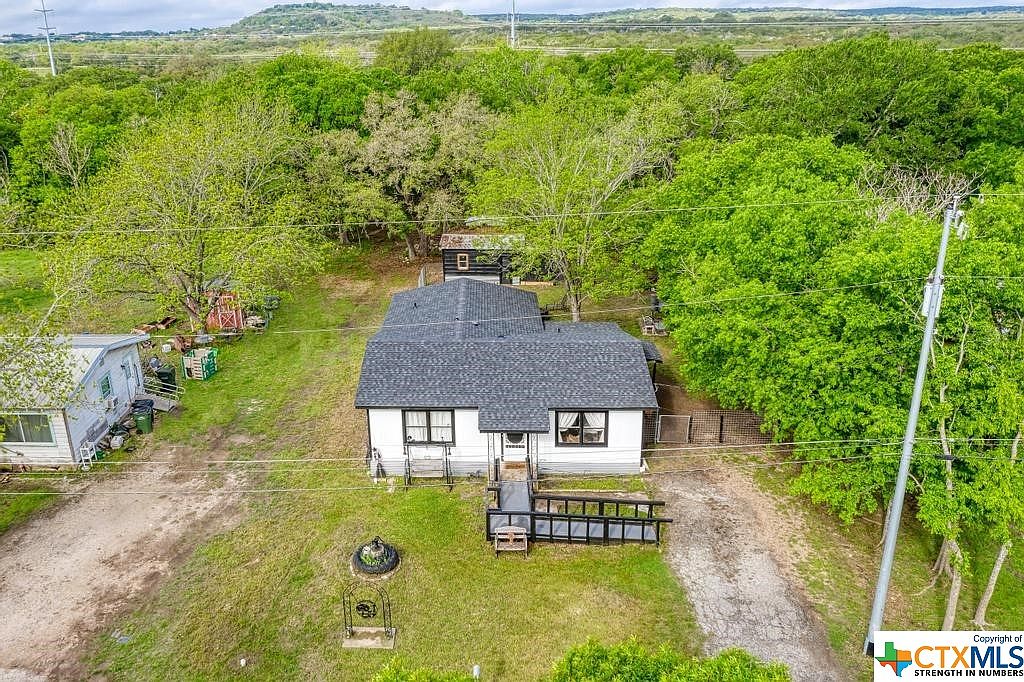 1106 Oak St, TX 78611 Zillow