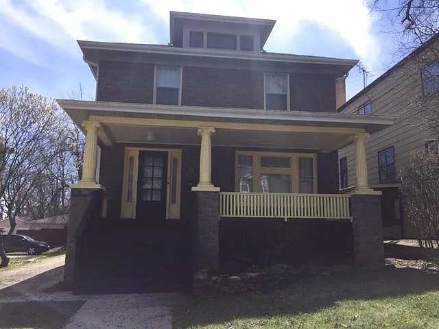 508 W Marion St photo 1