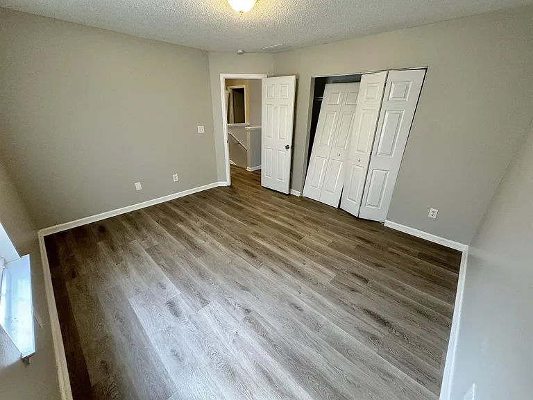 1916 Chadberry Walk — Photo 8