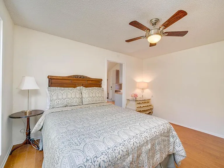 1607 Woodlawn Blvd #GUEST — Photo 22