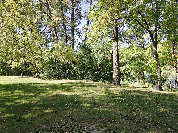 2nd image of 2605 Fernwood Ct