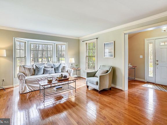 4th image of 510 Pride Of Baltimore Dr