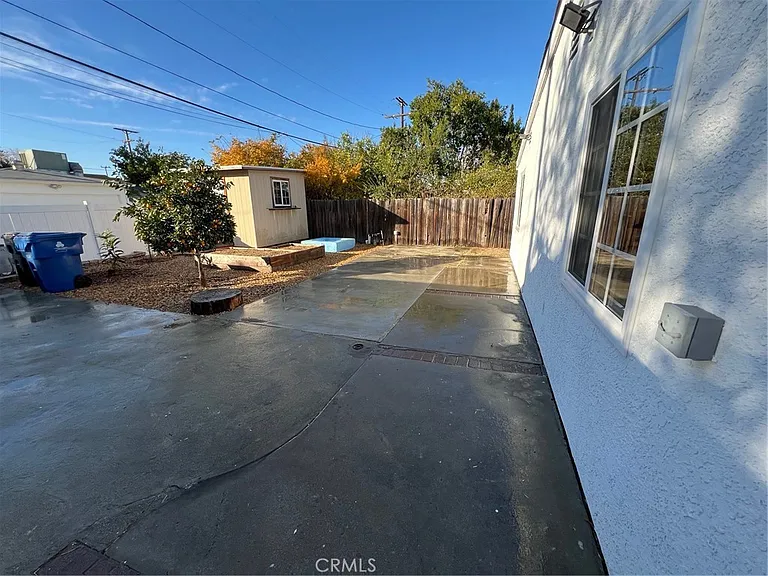 6653 Quakertown Ave — Photo 23