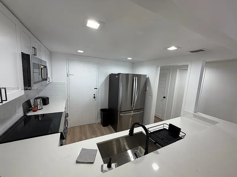 3725 S Ocean Dr #1411 — Photo 18