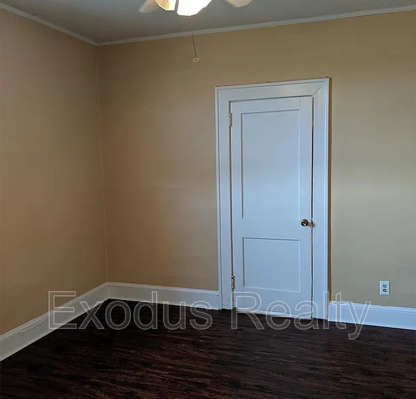 105 Gordon St #5 — Photo 14