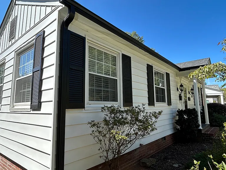 519 Woodland Dr — Photo 3