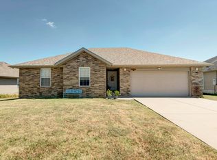 4010 N Mead Dr, Ozark, MO 65721