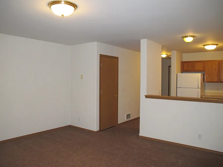 Galbraith, C. (1430 NW Falls Creek Lp) — Photo 9