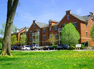 2312 Tenakill Park E, Cresskill, NJ 07626