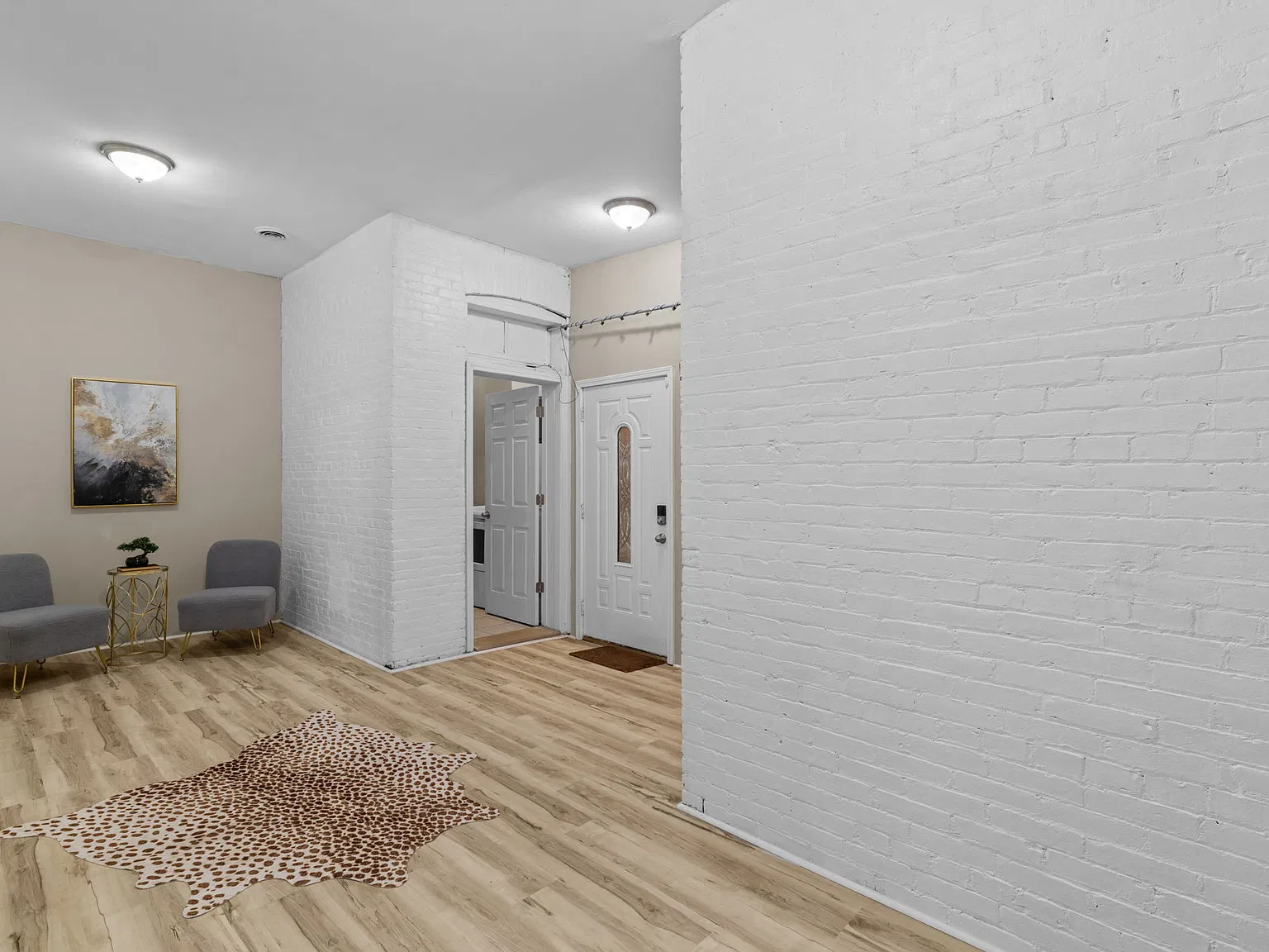 2 bed, 1750 sqft, $2,150 — Photo 3